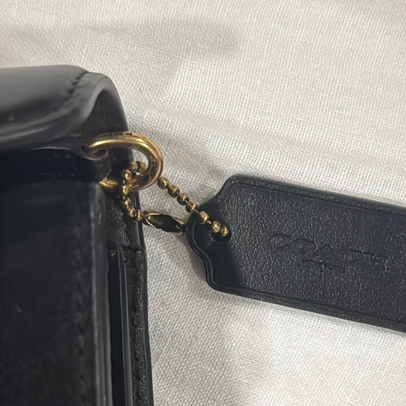 Authentic Coach Black Leather Chain Bag - Picture 5 of 11